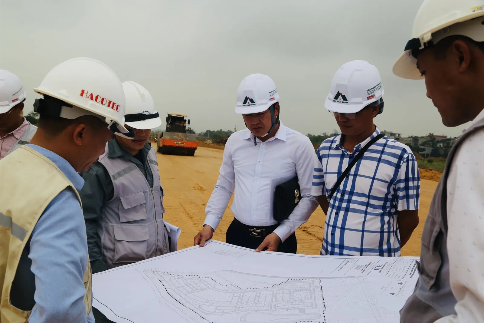 Cập nhật tiến độ thi công dự án KĐT mới bên bờ Sông Lô Tuyên Quang — ảnh 140