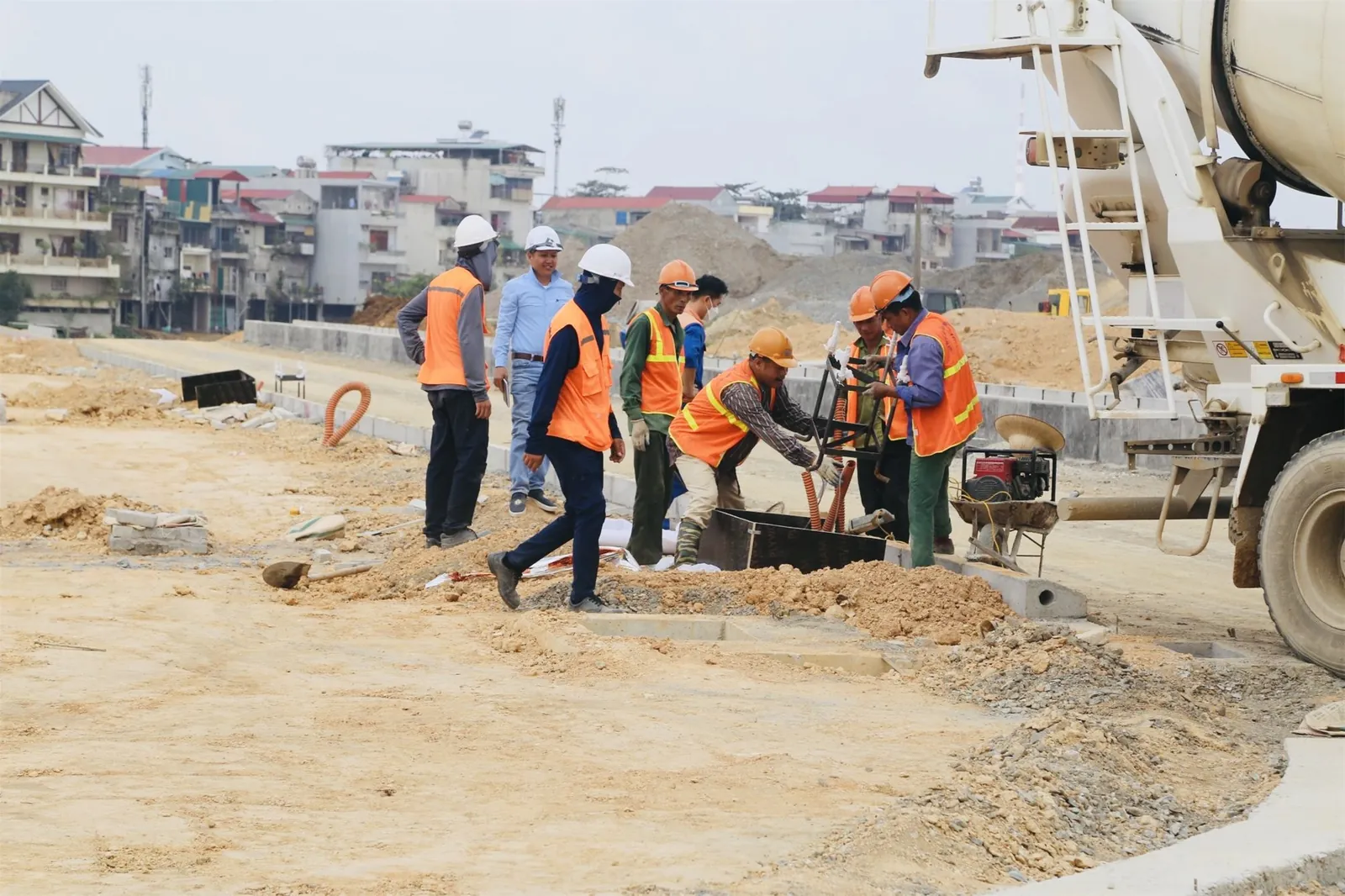 Cập nhật tiến độ thi công dự án KĐT mới bên bờ Sông Lô Tuyên Quang — ảnh 26