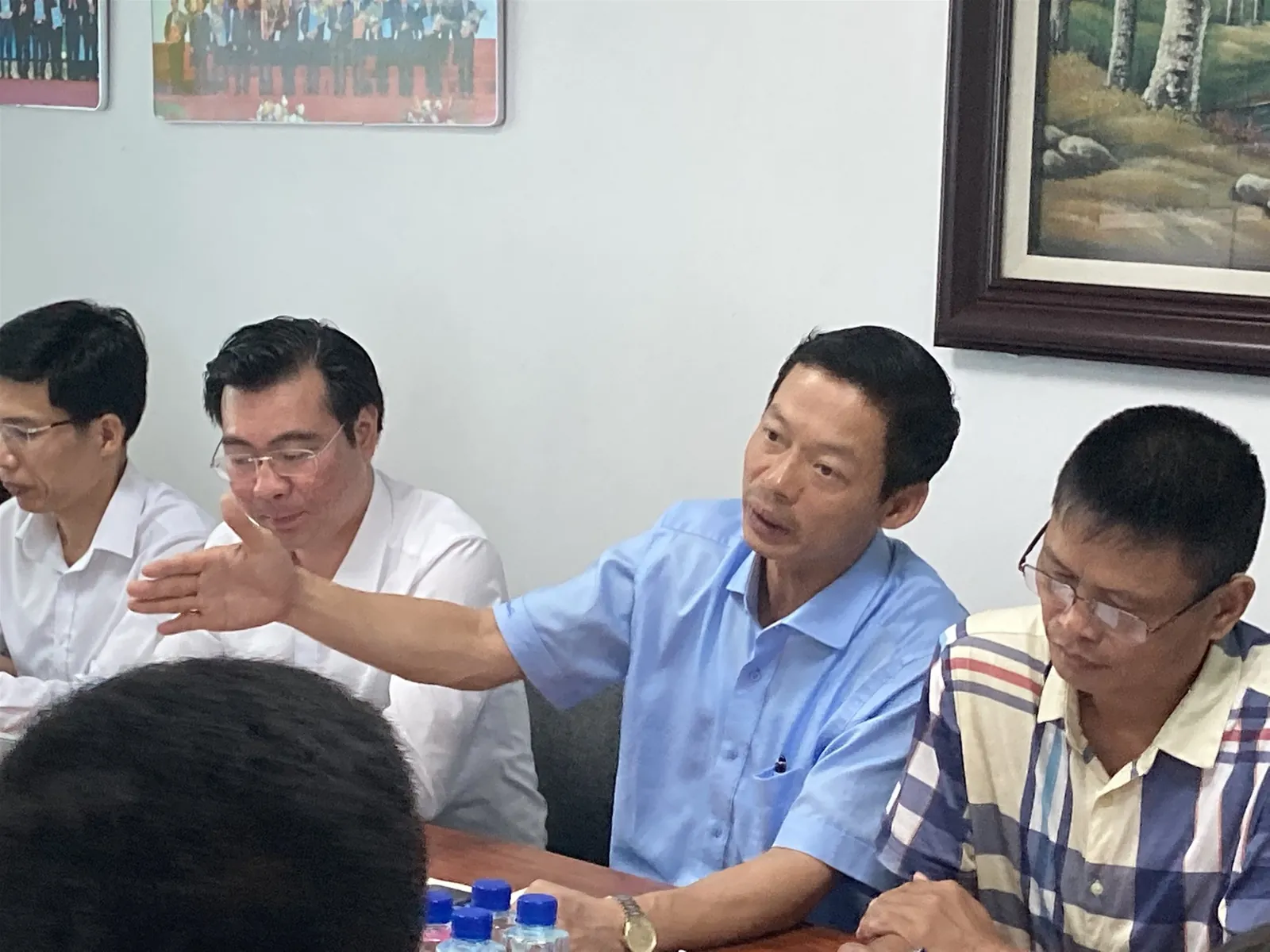 (Chủ tịch HĐQT Nguyễn Thế Hùng phát biểu tại cuộc họp)