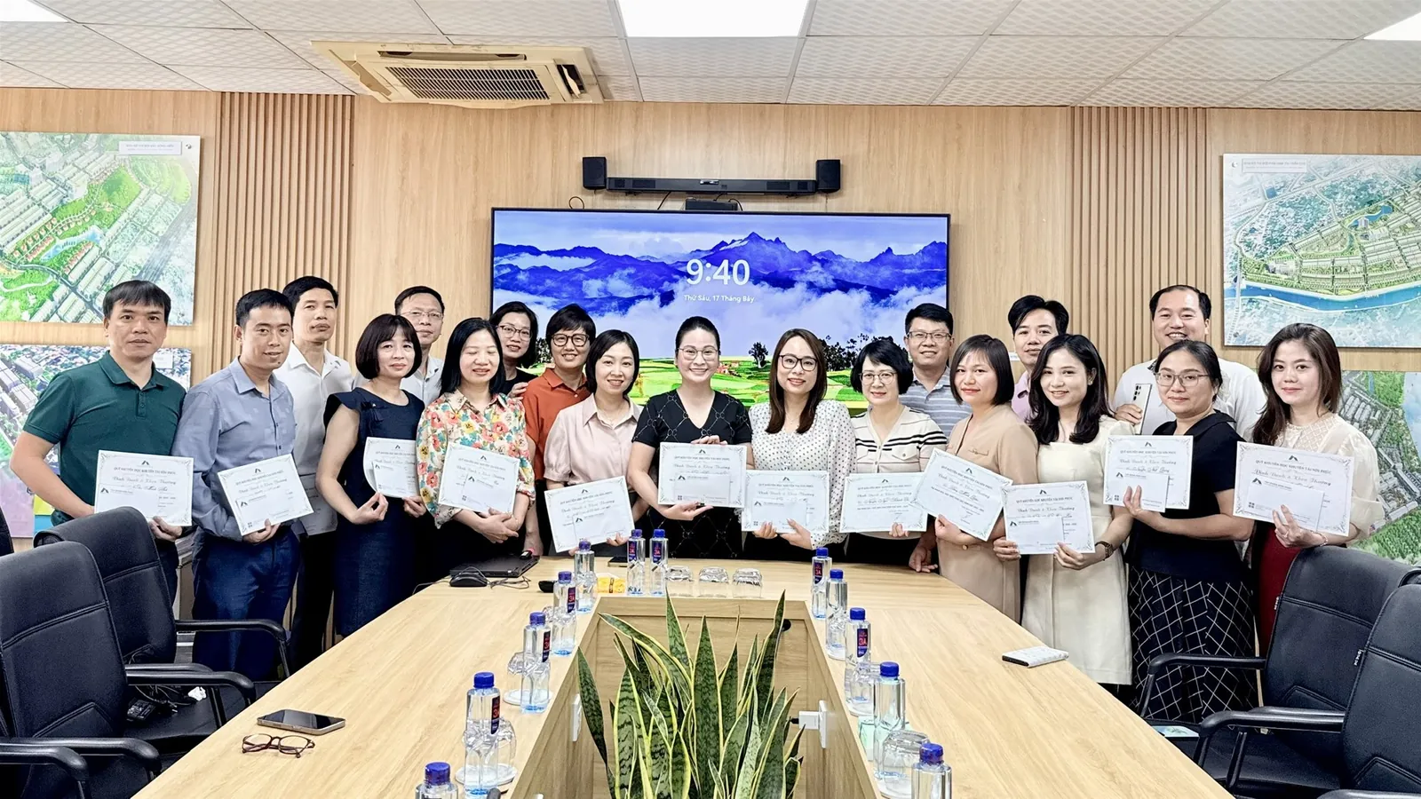 Đồng hành cùng ước mơ: Sơn Phúc trao Quỹ Khuyến học Khuyến tài mùa thứ 4 — ảnh 11