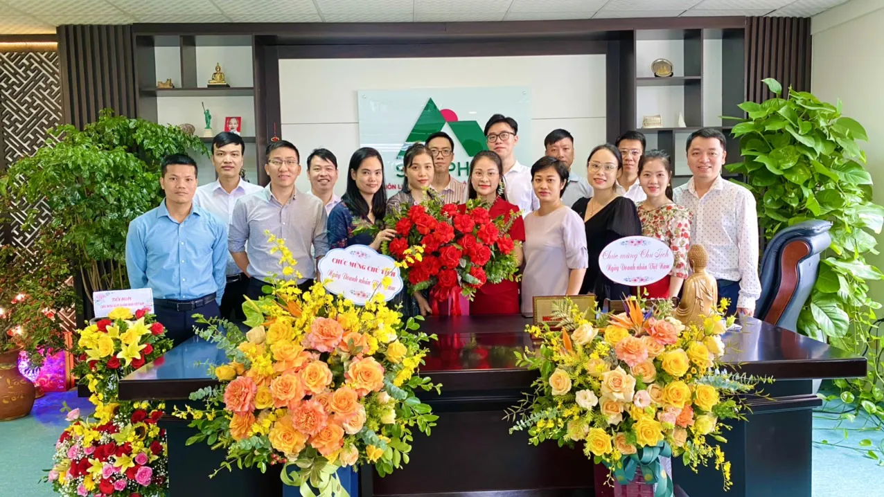 Phòng Quy hoạch hạ tầng chúc mừng ngày Doanh nhân Việt Nam