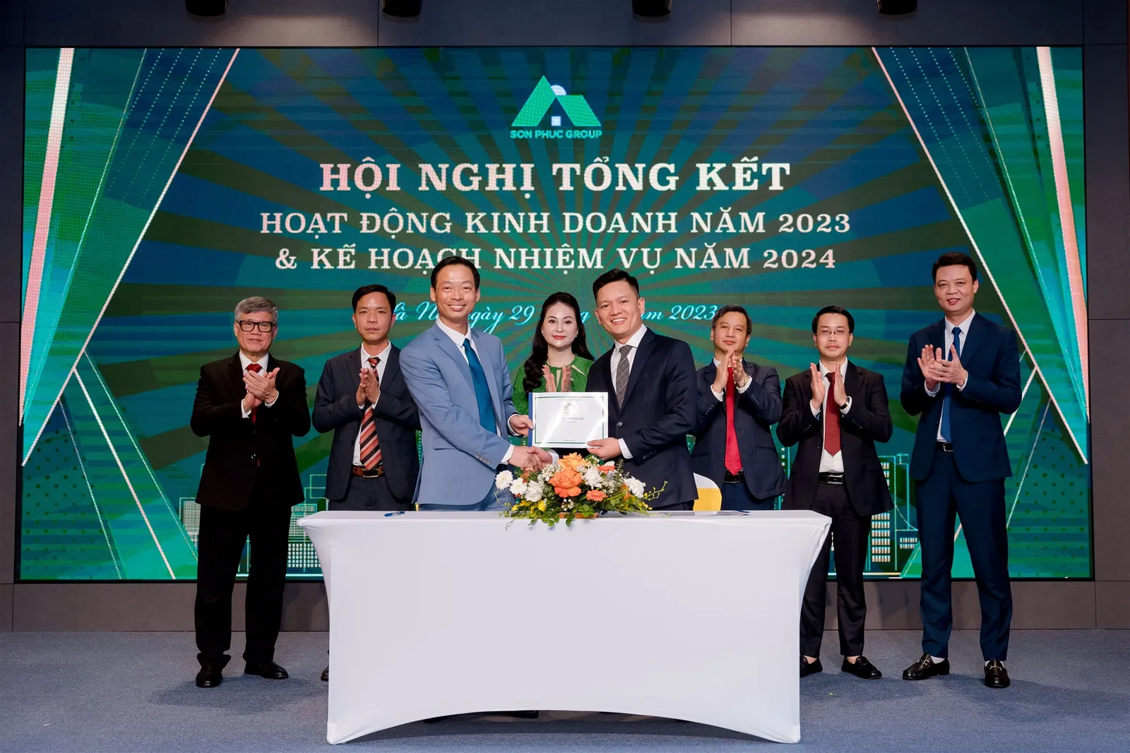 Tập đoàn Sơn Phúc tổng kết hoạt động kinh doanh năm 2023 - Định hướng mục tiêu kế hoạch năm 2024 — ảnh 16