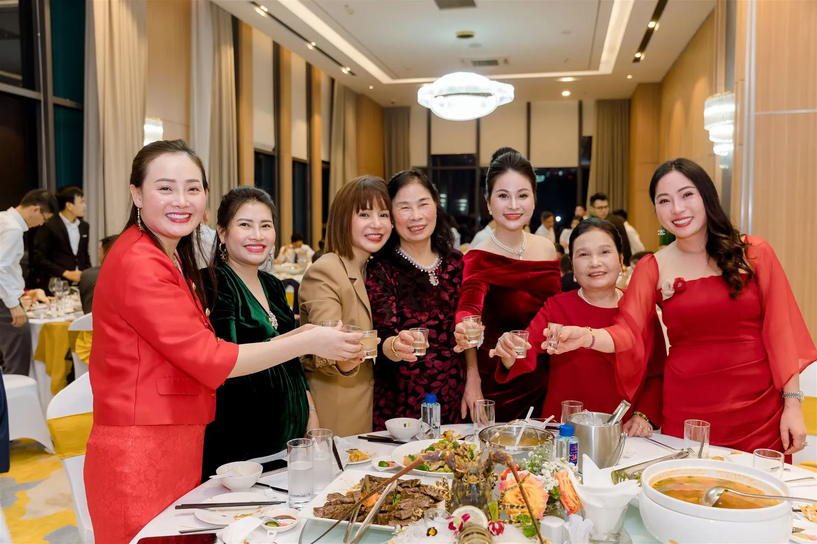 Tập đoàn Sơn Phúc tổng kết hoạt động kinh doanh năm 2023 - Định hướng mục tiêu kế hoạch năm 2024 — ảnh 32
