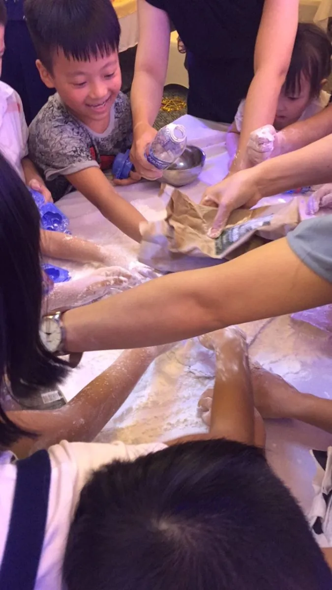 Tưng bừng đêm hội vui Tết trung thu 2018 — ảnh 8